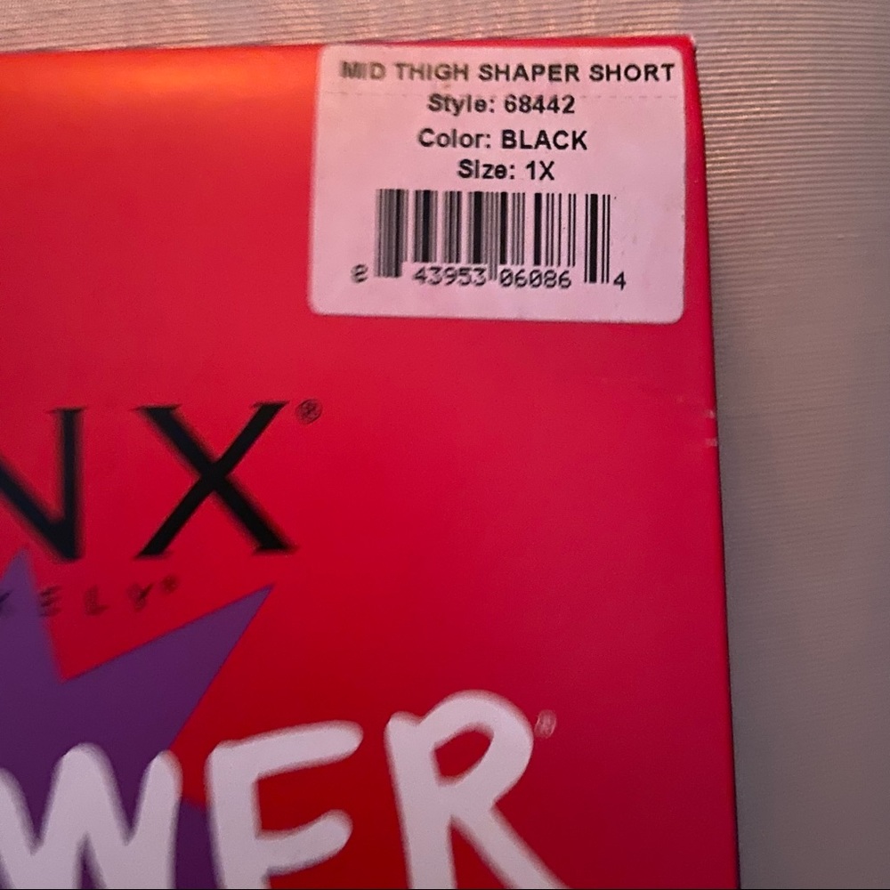 SPANX Higher Power Short in Black 1x - Picture 7 of 7